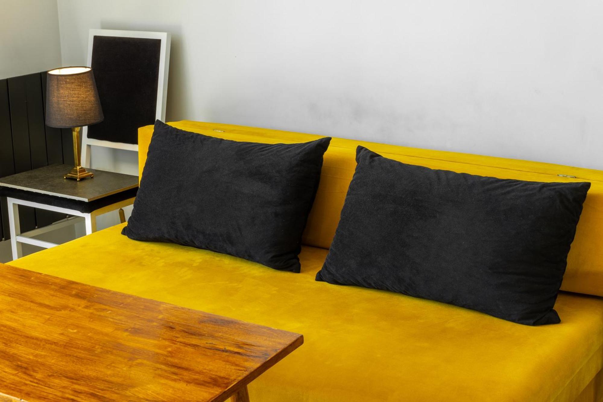 9Th And 6Th Floor Stylish Apartments With Mountainvista Bishkek Luaran gambar