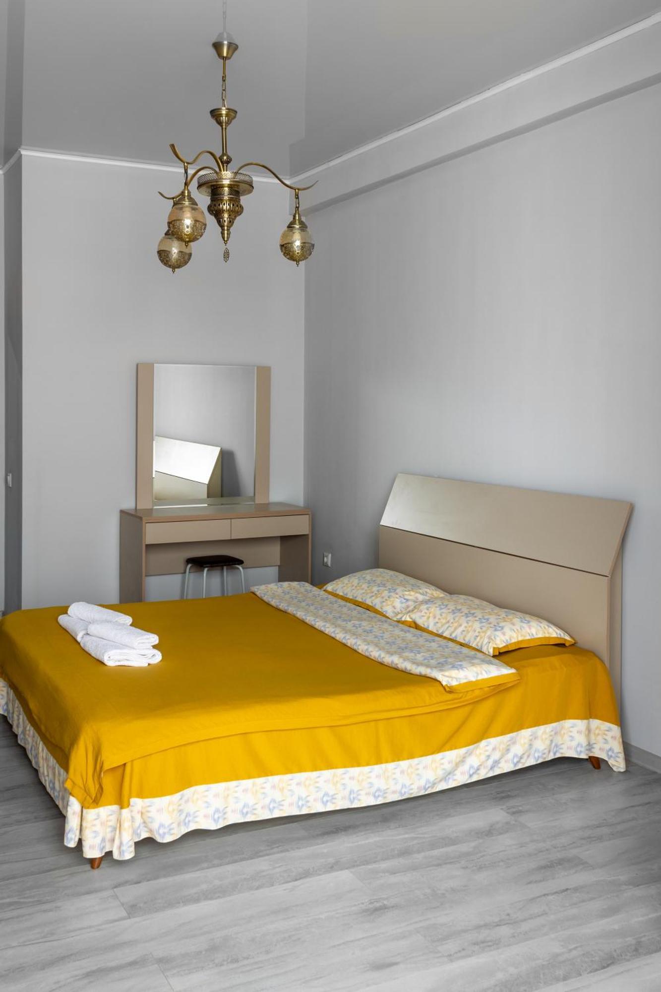 9Th And 6Th Floor Stylish Apartments With Mountainvista Bishkek Luaran gambar